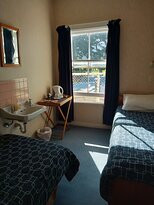 Castlepoint Hotel & Guesthouse - The Whakataki主图