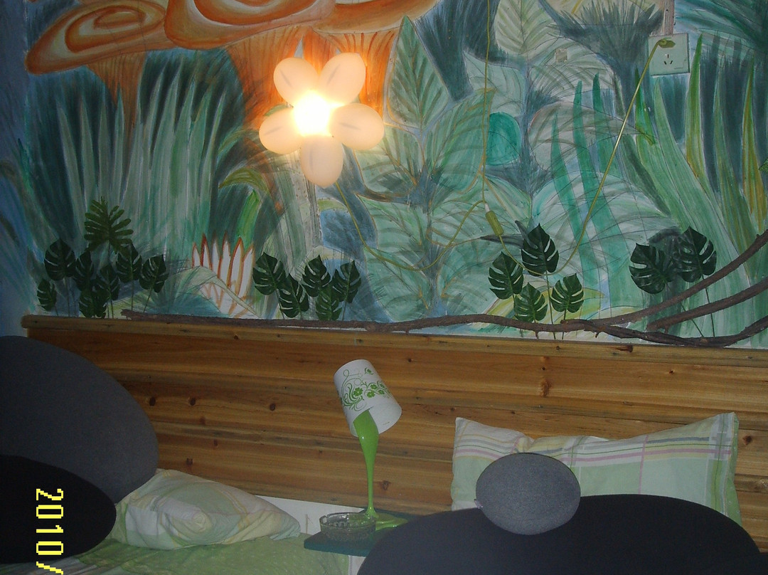 在路上客栈主图