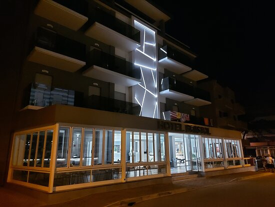 Hotel Bristol主图