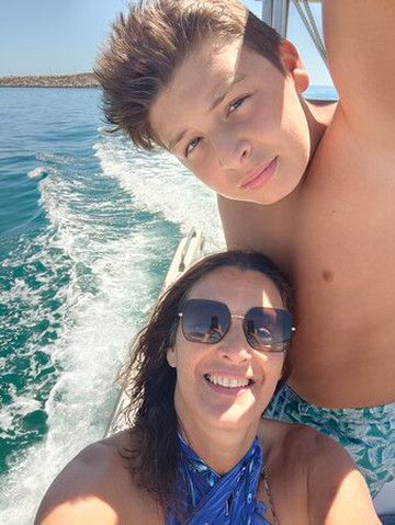 Look Around Tours-塞新布拉必去景点