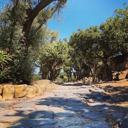 Sibyl's Cave (Antro della Sibilla)-波佐利必去景点