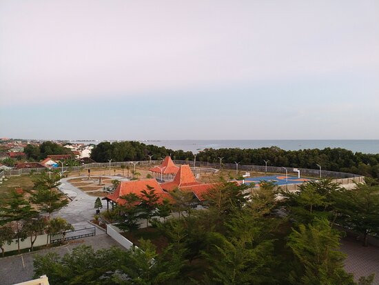 Pollos Hotel & Gallery主图