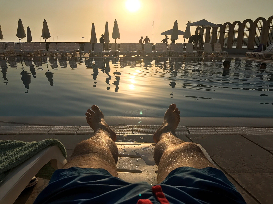 Four Stars Hotel And Beach Club主图