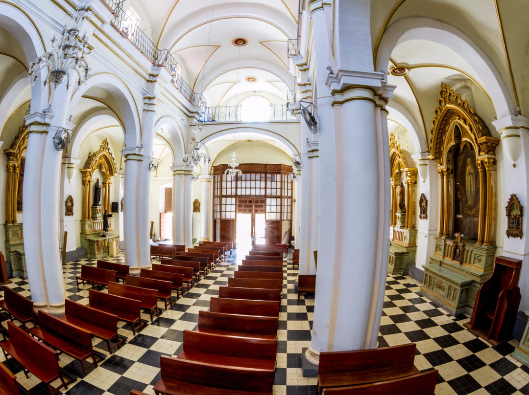 Iglesia de Santa Maria de los Servitas景点图片