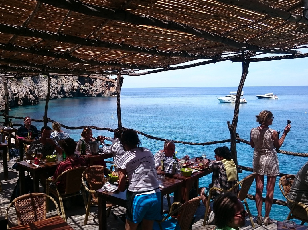 德亚餐馆和美食-Ca's Patro March