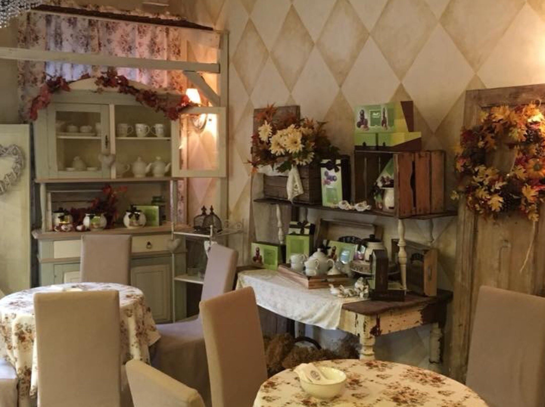 Regona餐馆和美食-Pasticceria Lanzeni di Lanzeni Laura
