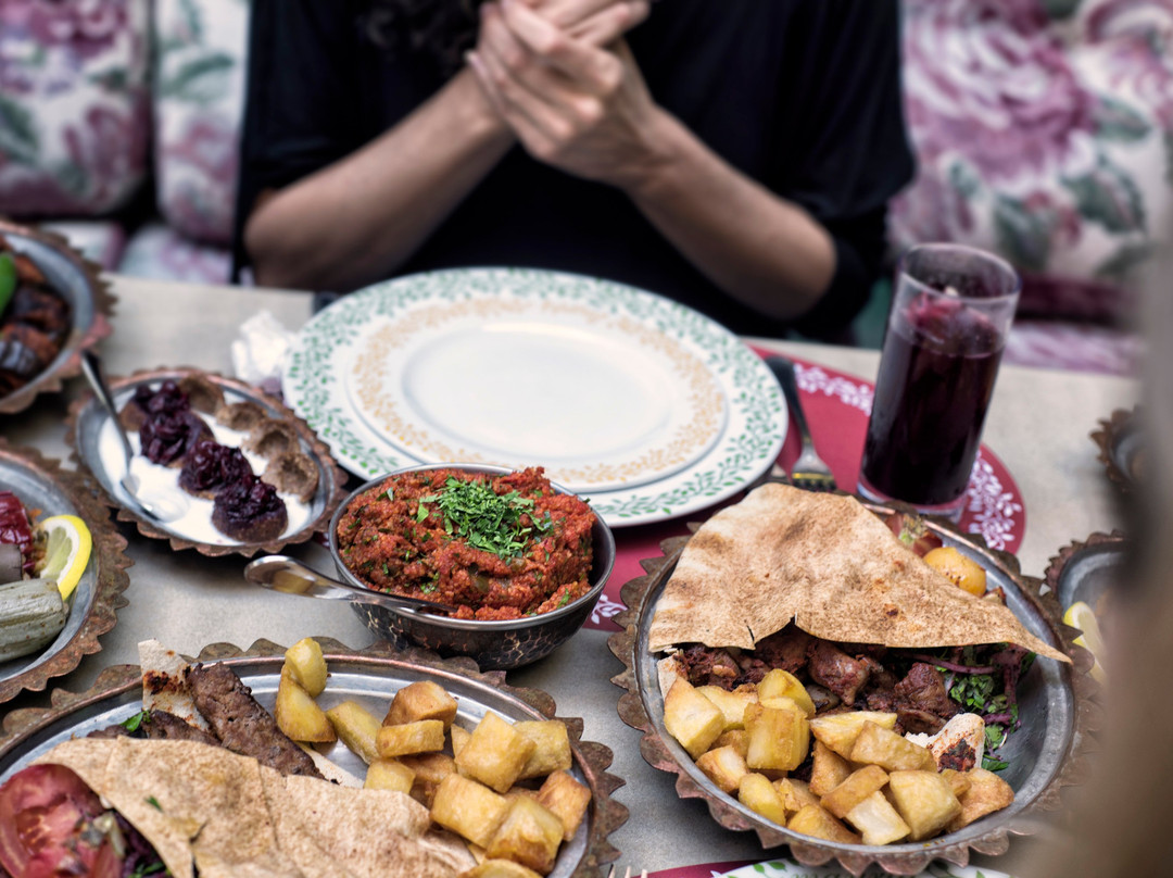 贝鲁特餐馆和美食-Mayrig Beirut
