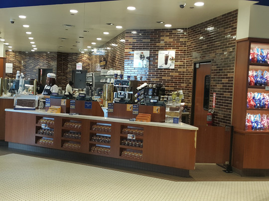 Ghirardelli Chocolate Shop-芝加哥必去景点