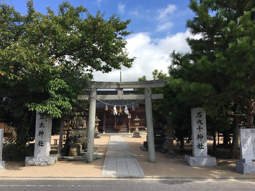 Makuse Shrine Tachimushi Shrine