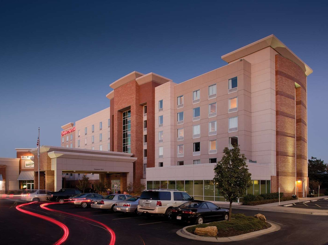 Hampton Inn & Suites St. Louis at Forest Park主图