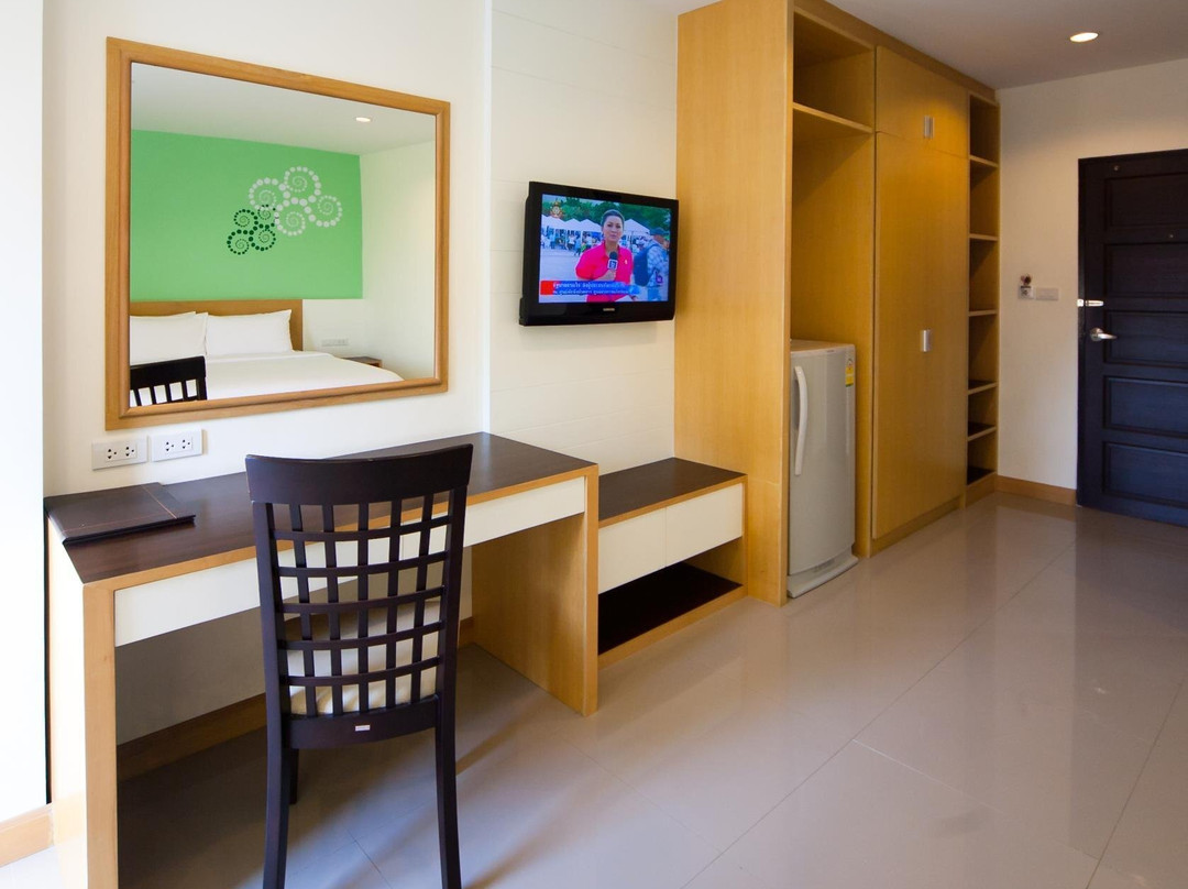 Phavina Hotel Rayong主图