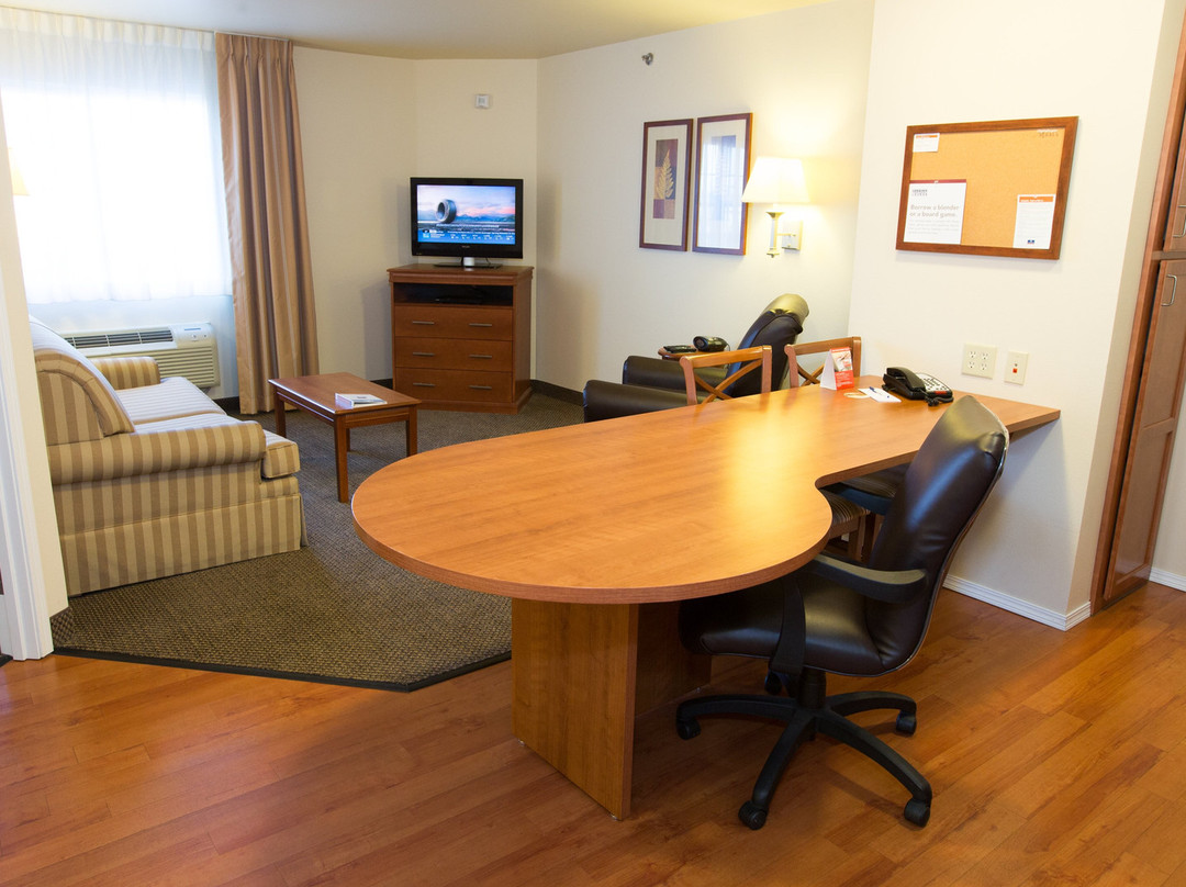 Candlewood Suites Joplin by IHG主图