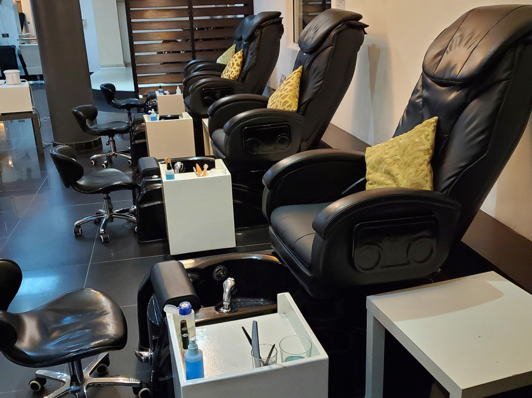 Niobe Salon & Spa-Legon必去景点
