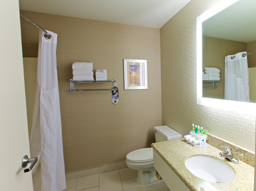 Holiday Inn Express Fargo-west Acres By IHG主图