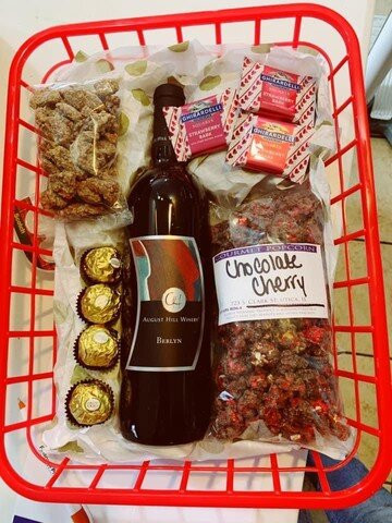 Starved Rock Popcorn & More-尤蒂卡必去景点