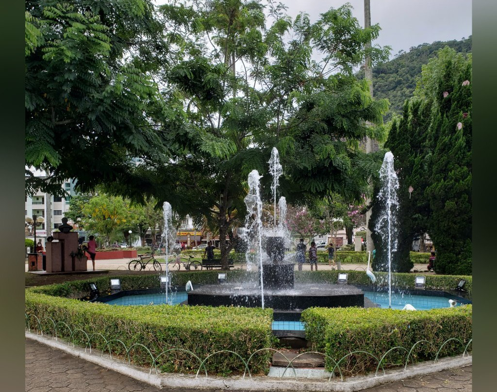 Praça Arthur Gerhardt景点图片