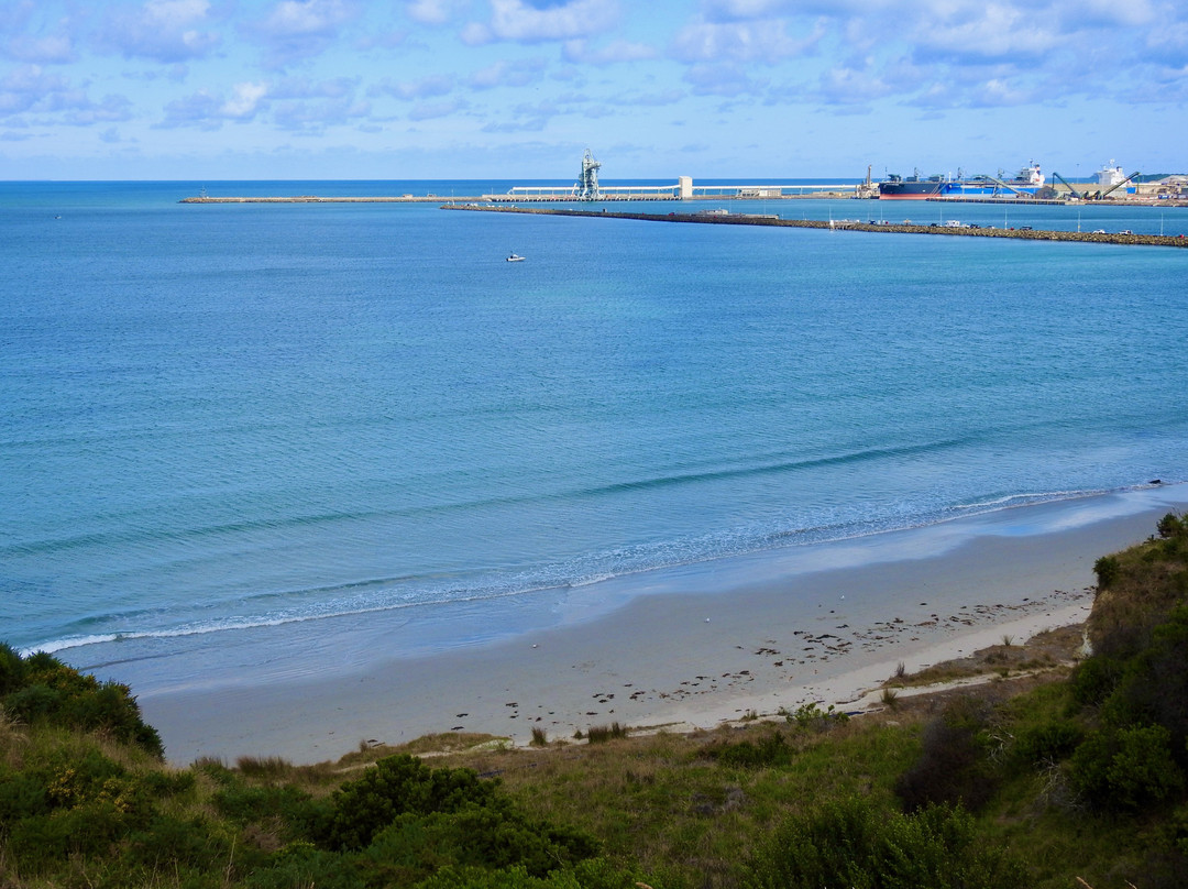 Whaler's Bluff Lighthouse景点图片