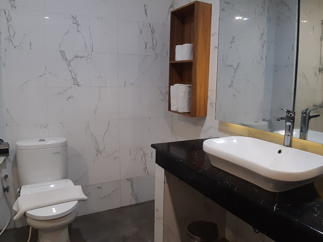 茵那树饭店主图