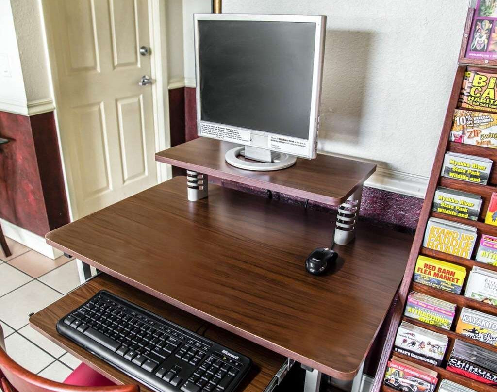 凯艺酒店-北萨拉索塔布雷登顿主图