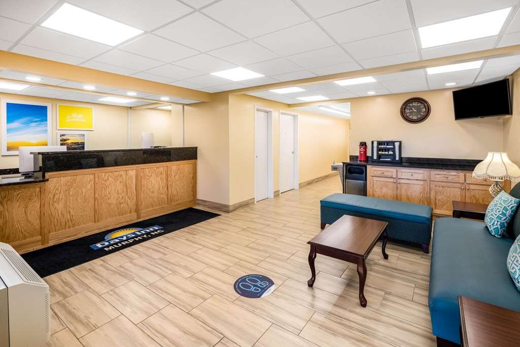 Days Inn by Wyndham Murphy主图