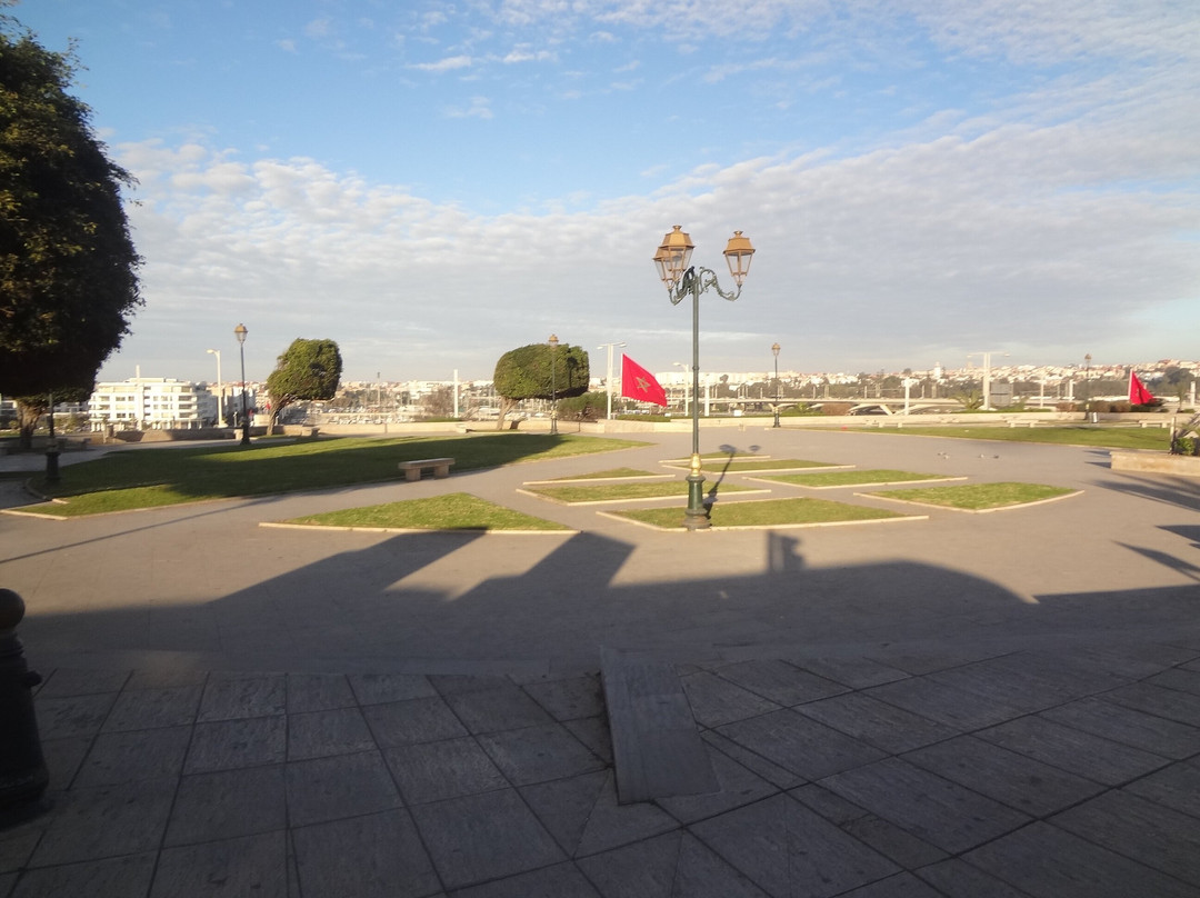 16th November Square-拉巴特必去景点