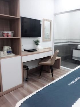 Đông Hải Hotel主图