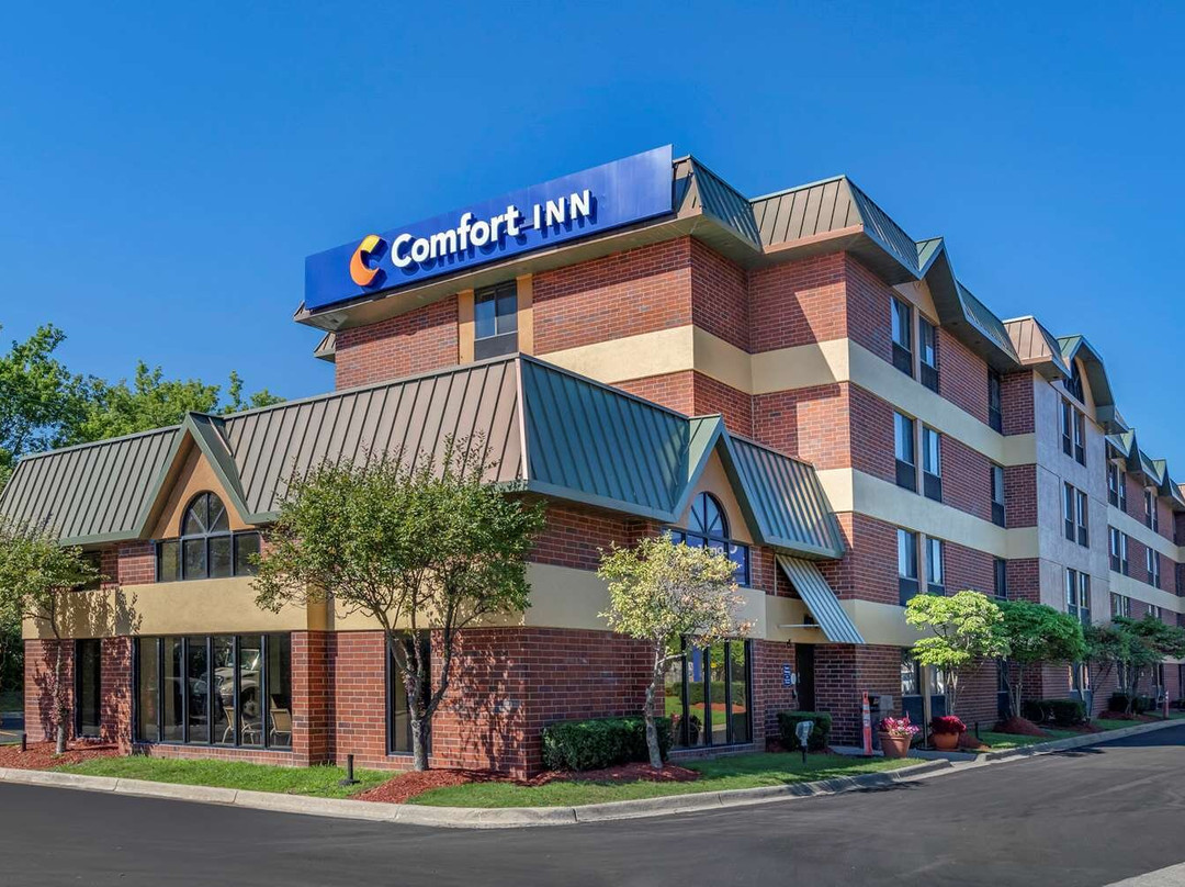 迪尔伯恩酒店住宿-Comfort Inn Near Greenfield Village