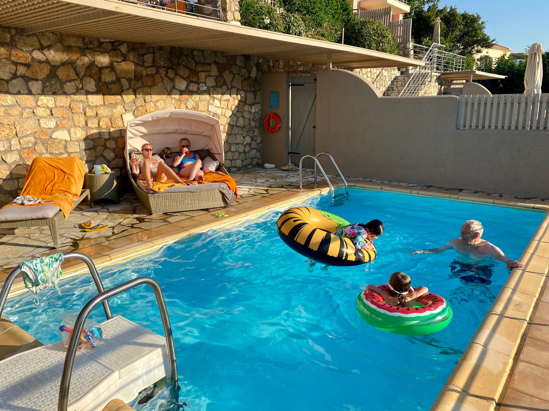 Braunis Horio Villas主图