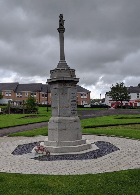 Carluke War Memorial景点图片