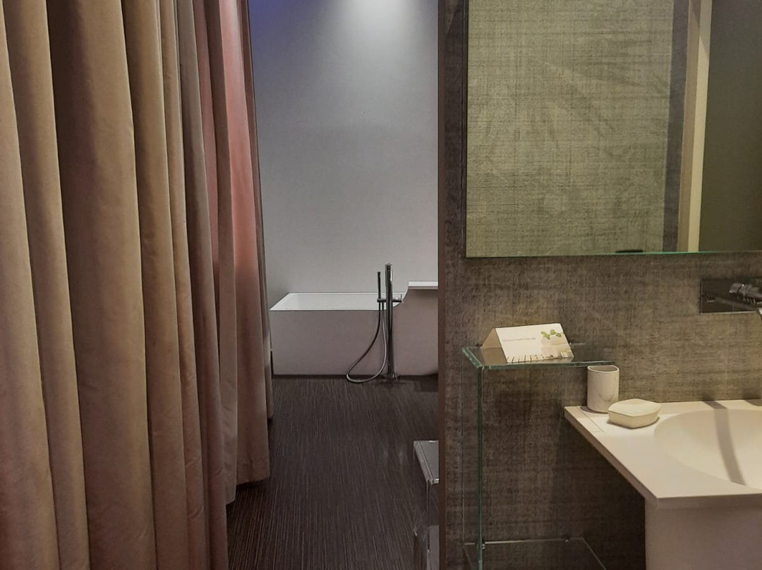 露营套房 SPA 酒店主图