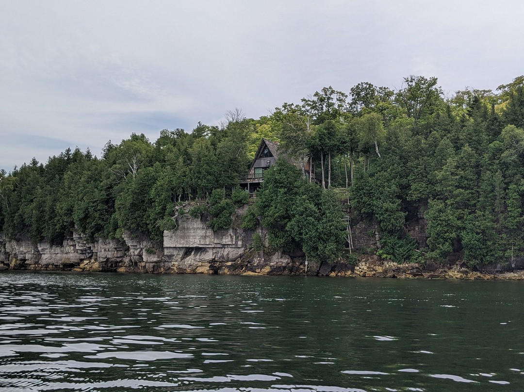 Shoreline Boat Tours-Gills Rock必去景点