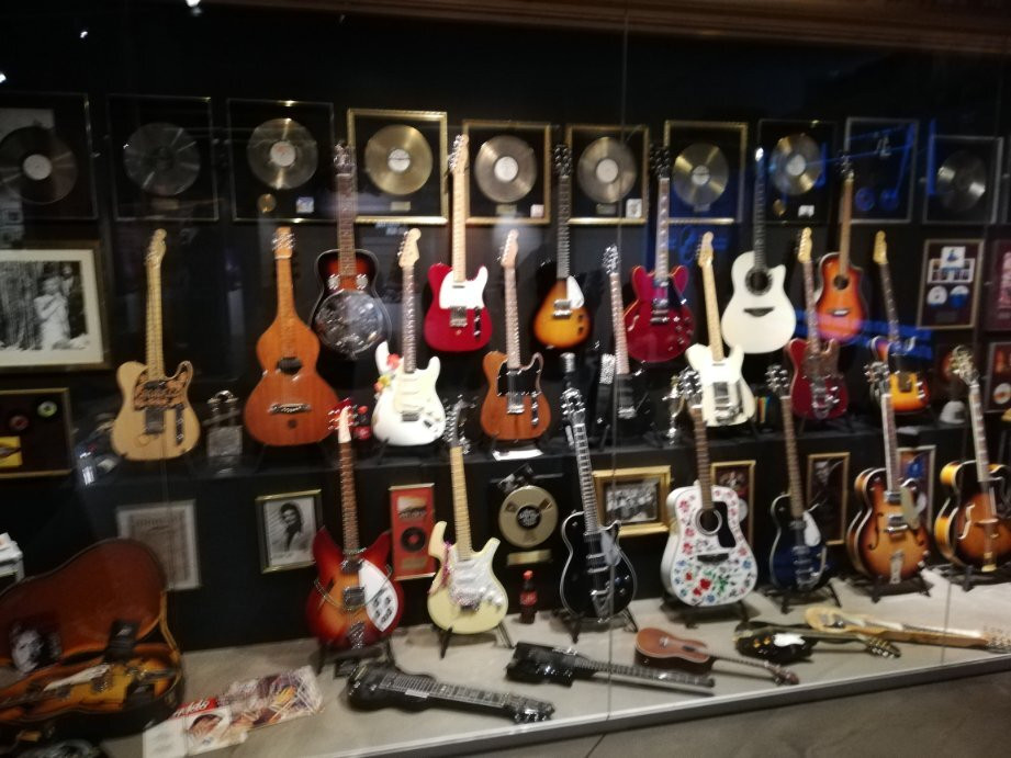 Rokksafn Íslands - The Icelandic Museum of Rock 'n' Roll-Reykjanesbaer必去景点