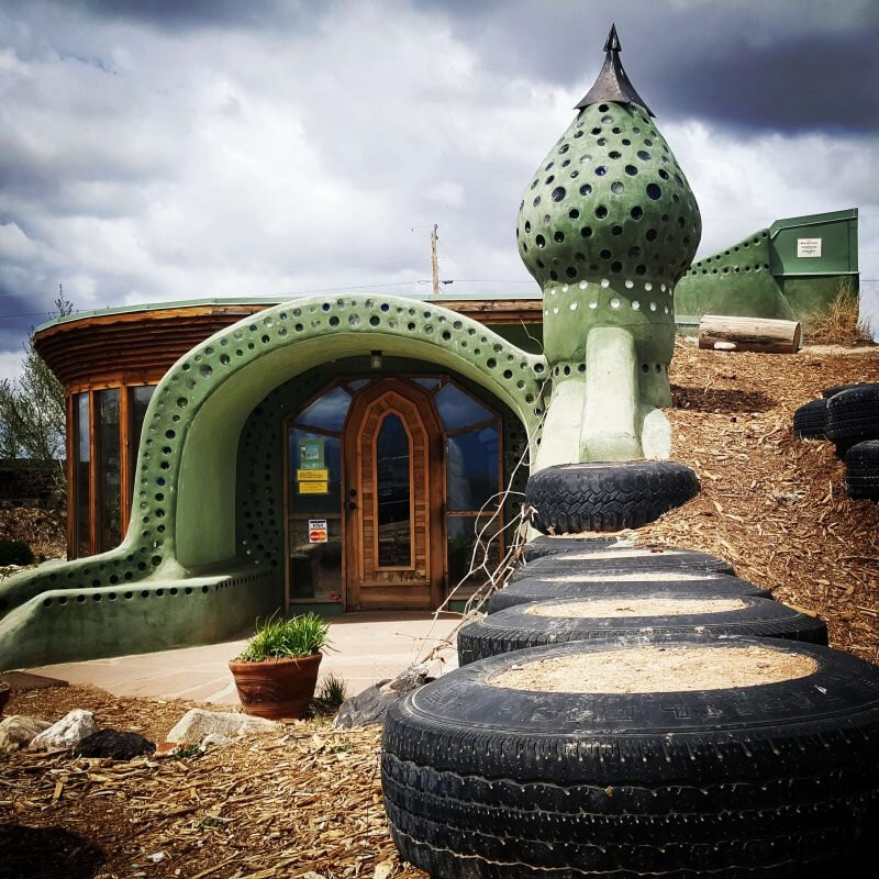 Earthship Visitor Center-道师城必去景点