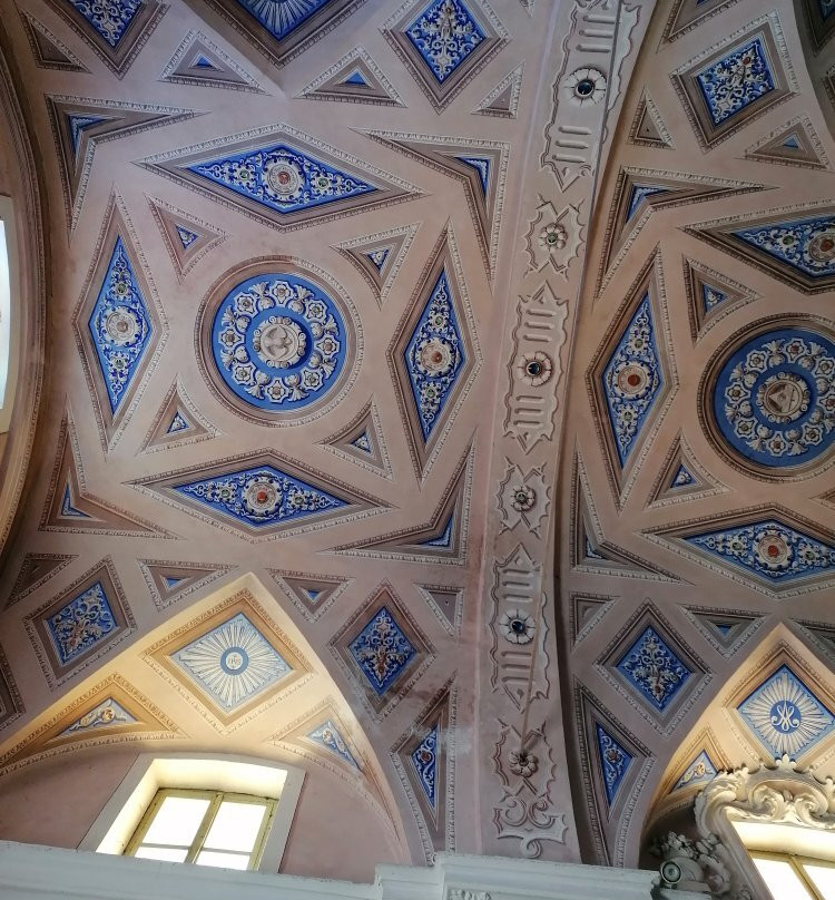 Chiesa di San Lorenzo a Tremezzo-特雷梅佐必去景点