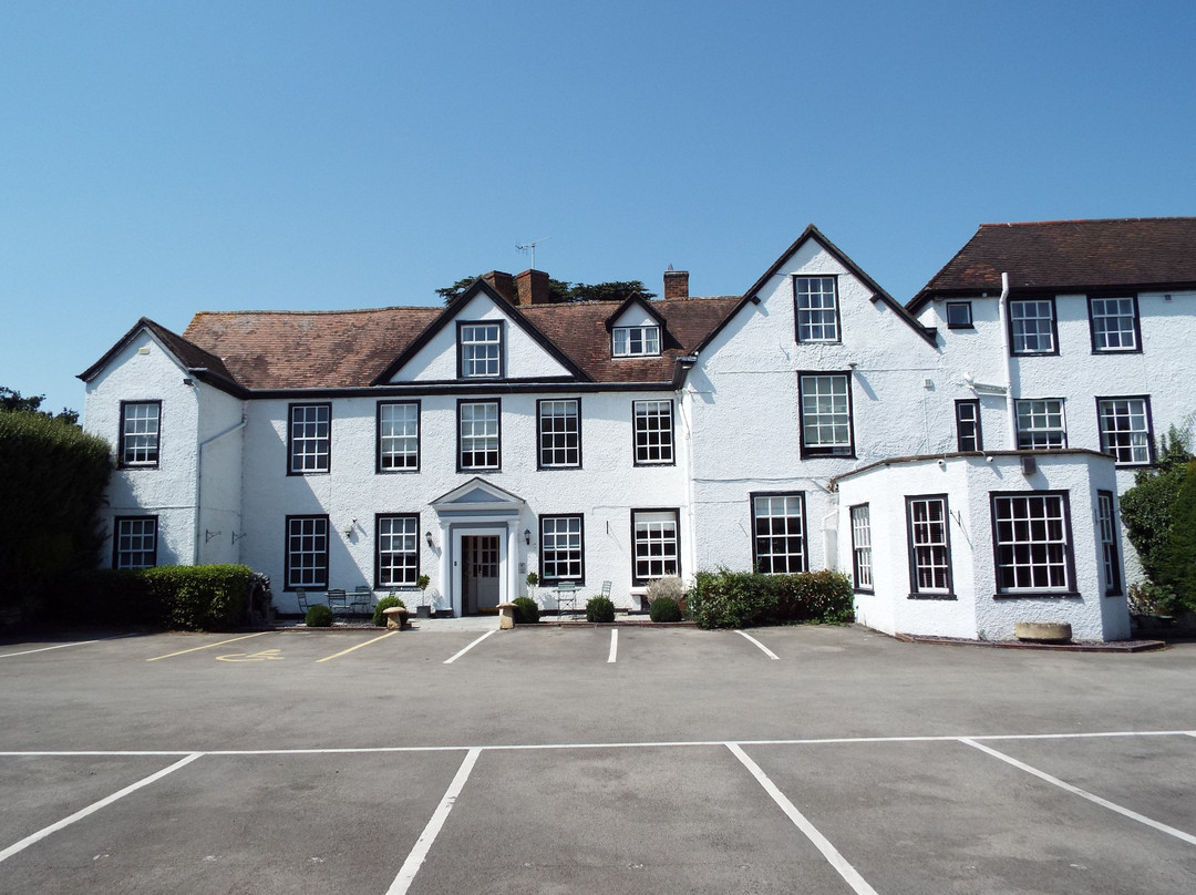 Oyo The Evesham Hotel主图