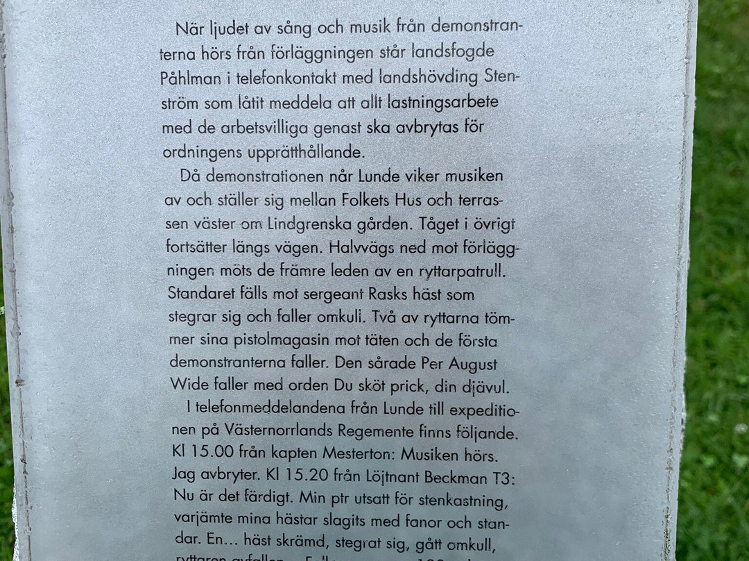 Minnesmonument skotten i Adalen 1931-Kramfors必去景点