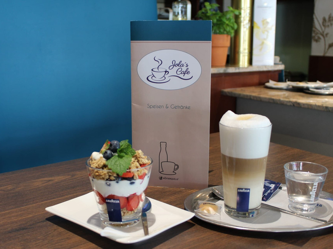 Jola's Cafe