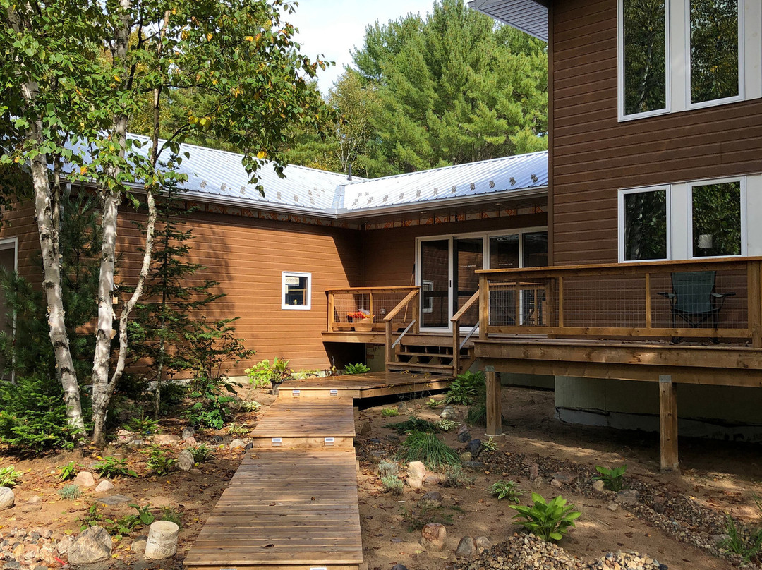 Cedarhaus B&B