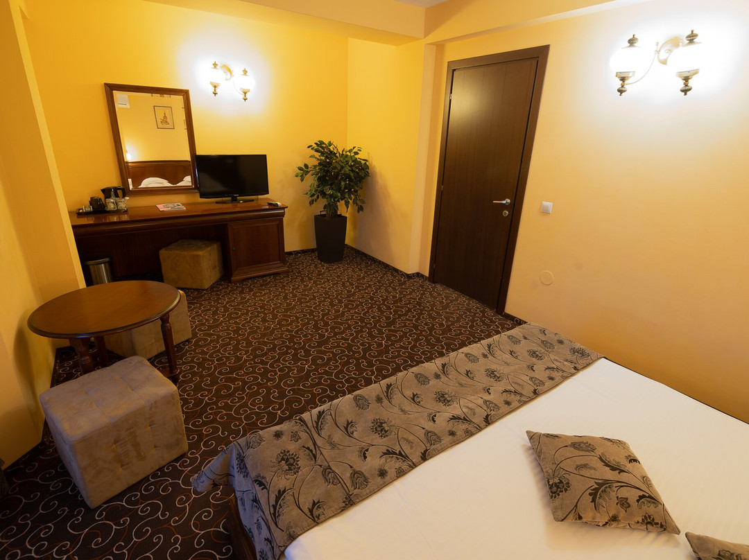Hotel Dorna主图