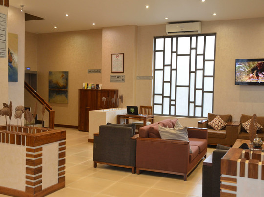 Venus Premier Hotel主图