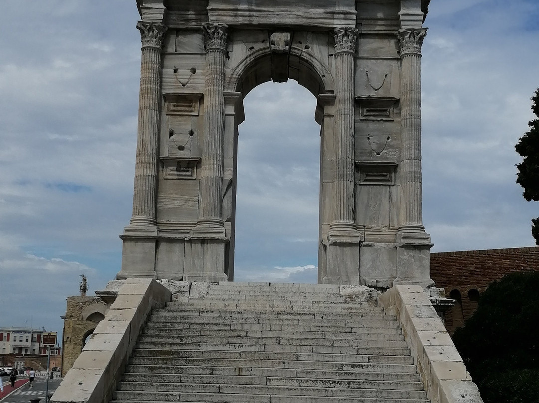 Arco di Traiano-安科纳必去景点