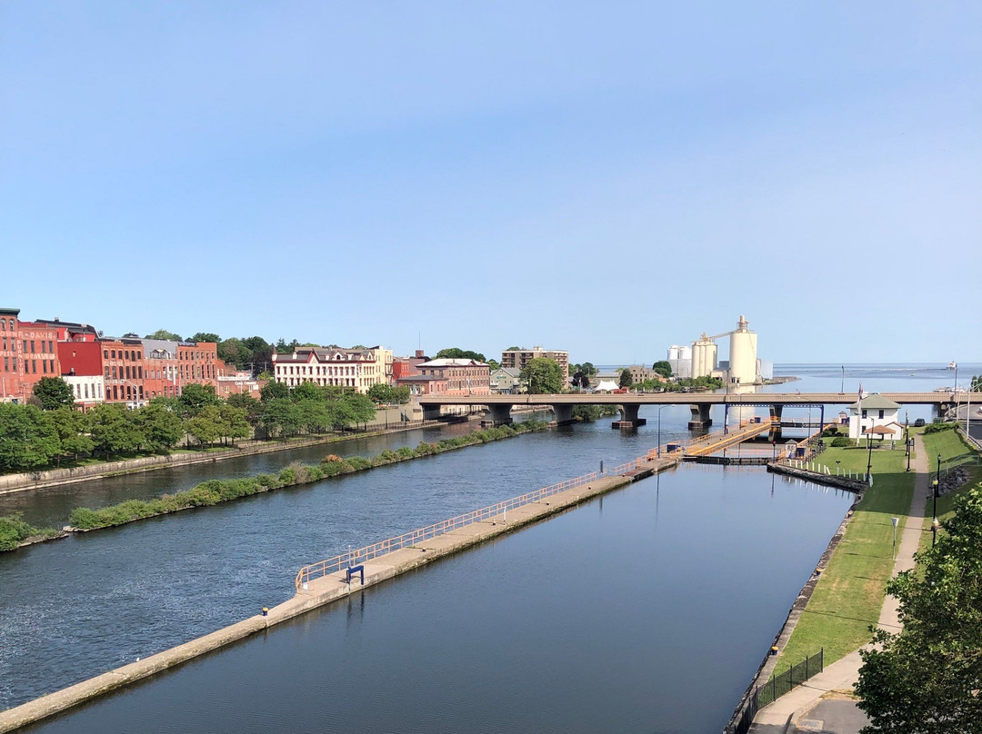 Oswego River景点图片