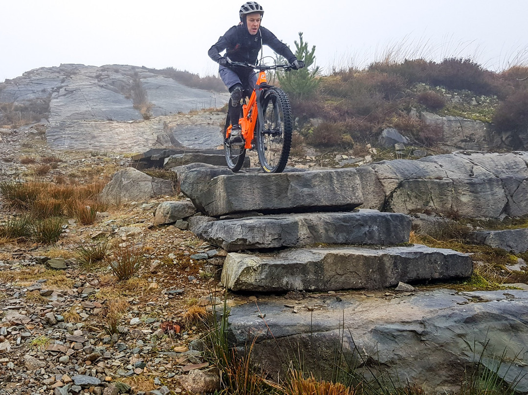 Tom Hutton MTB Guiding景点图片
