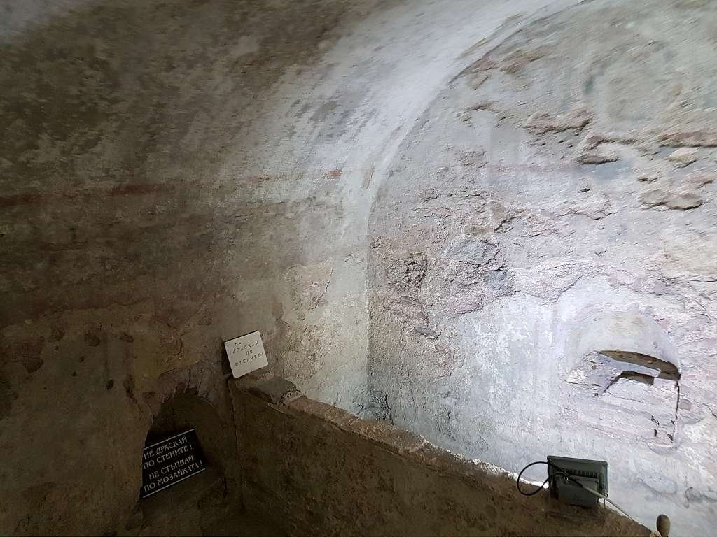 Roman Ruins and Tomb-Hissarya必去景点