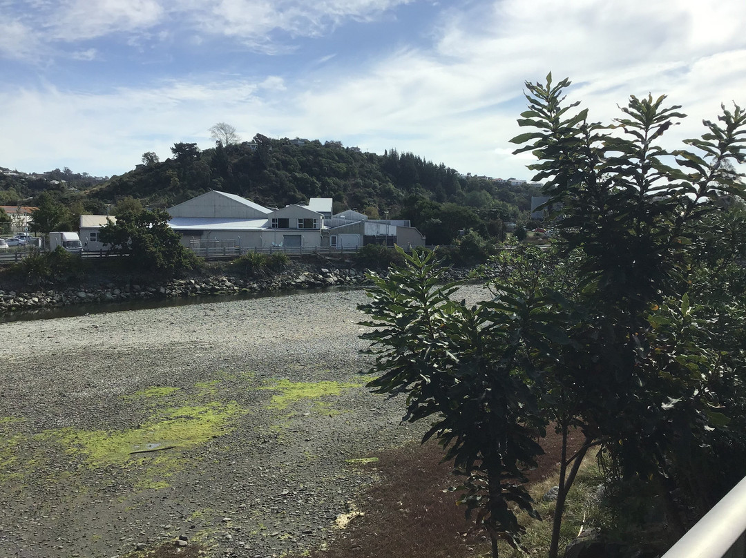 特莱维斯酒店主图