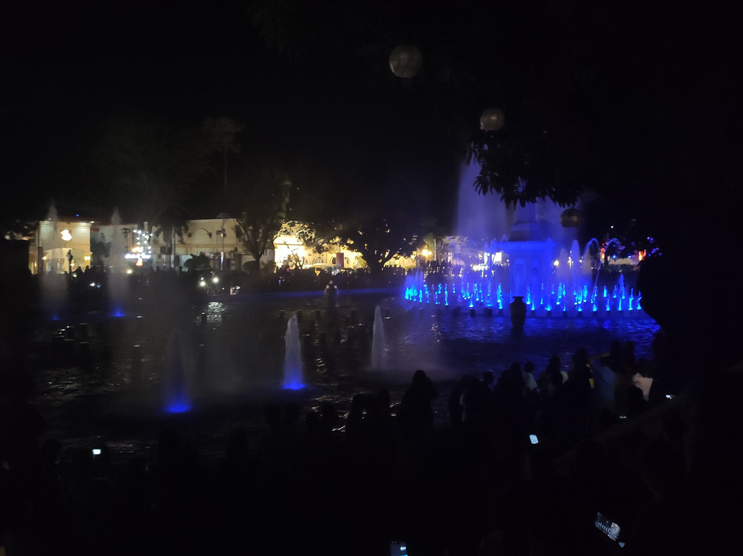Dancing Fountain景点图片