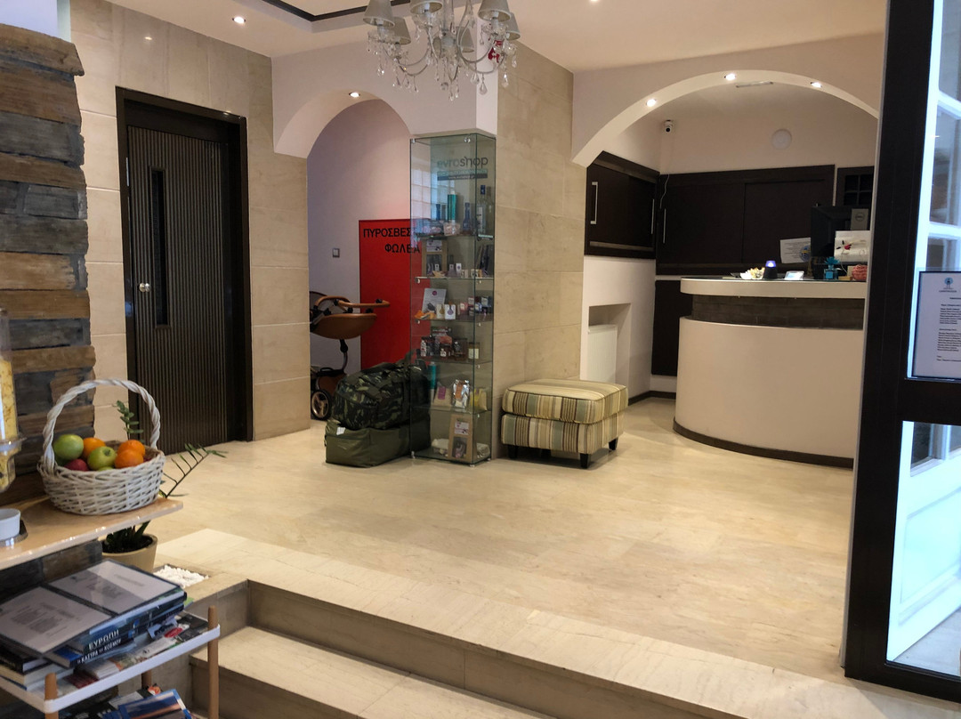 Lighthouse Hotel主图