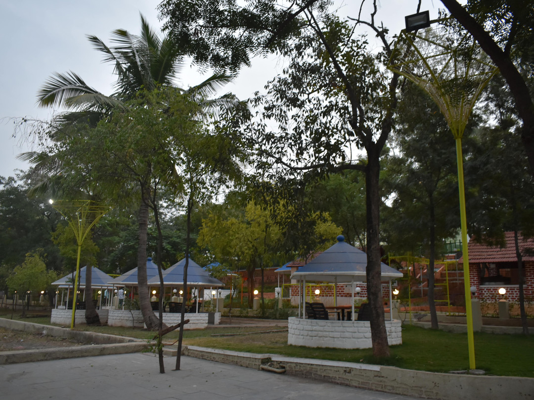 Capital O74270 Winds Flower Resort主图