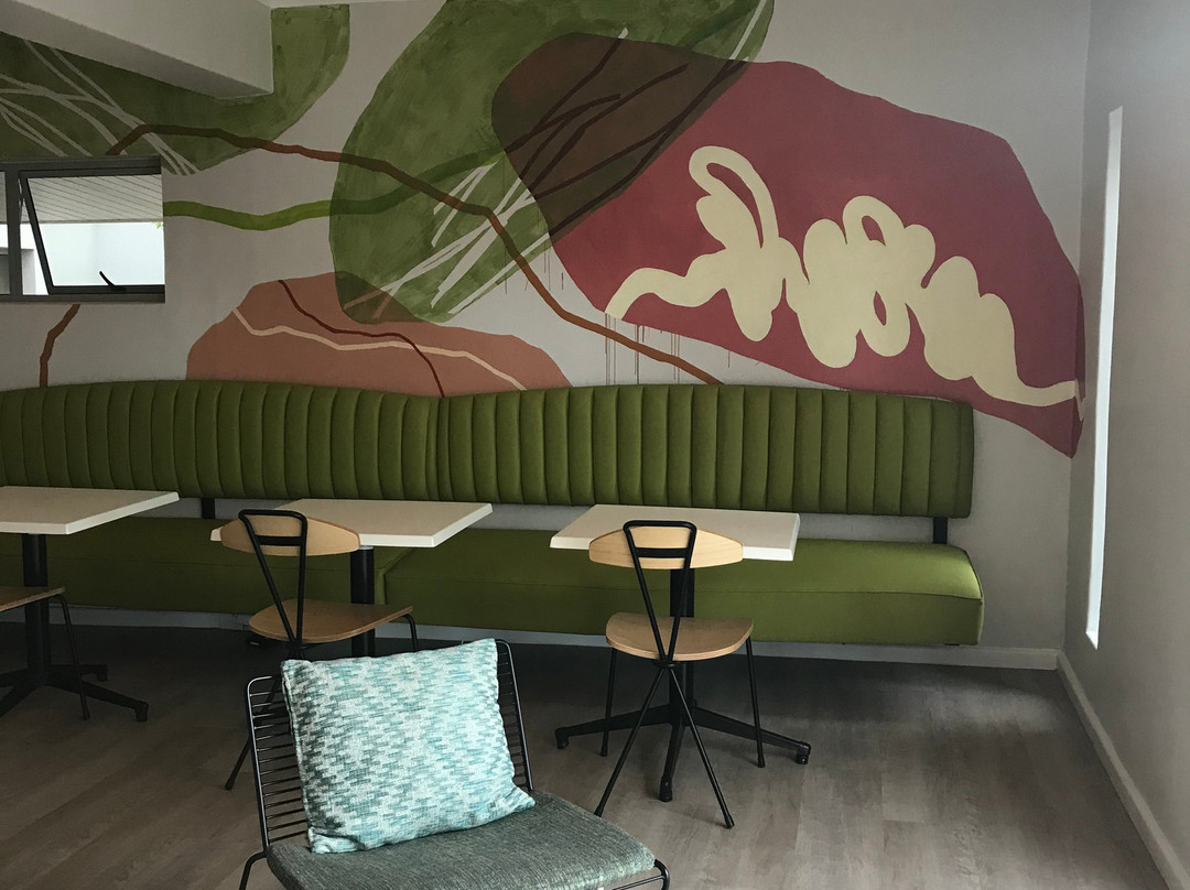 CURIOCITY Green Point主图