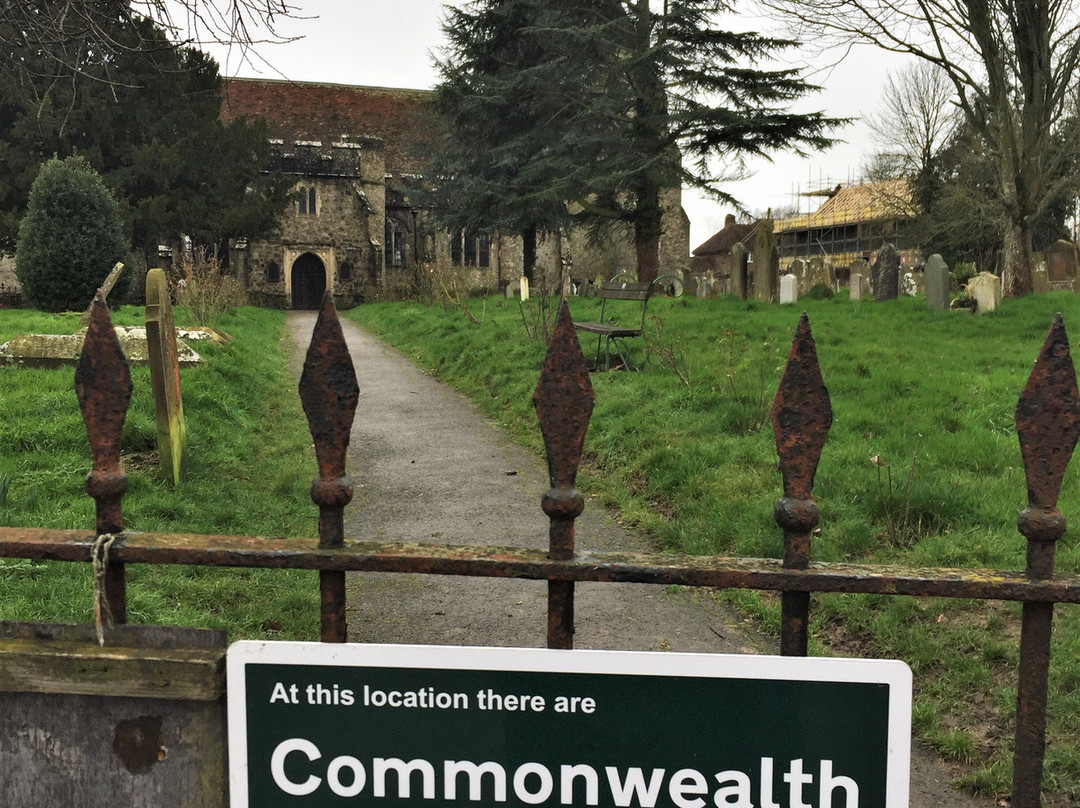Woodchurch War Memorial景点图片